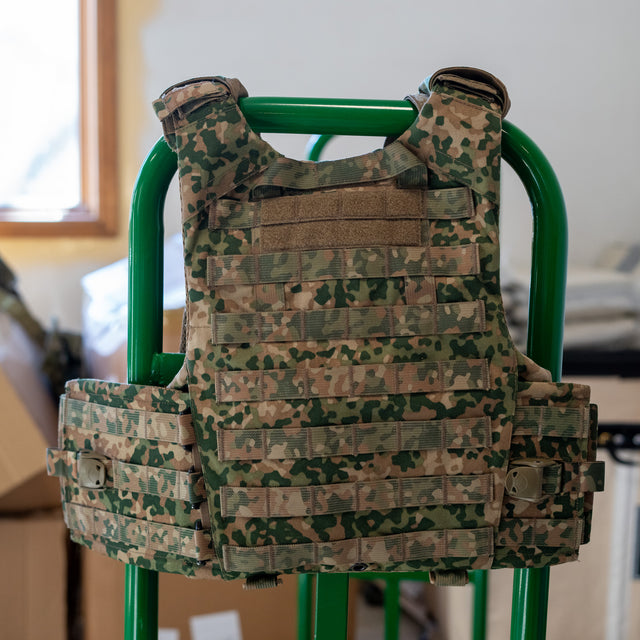 Issued Dutch NFP MOLLE Plate Carrier