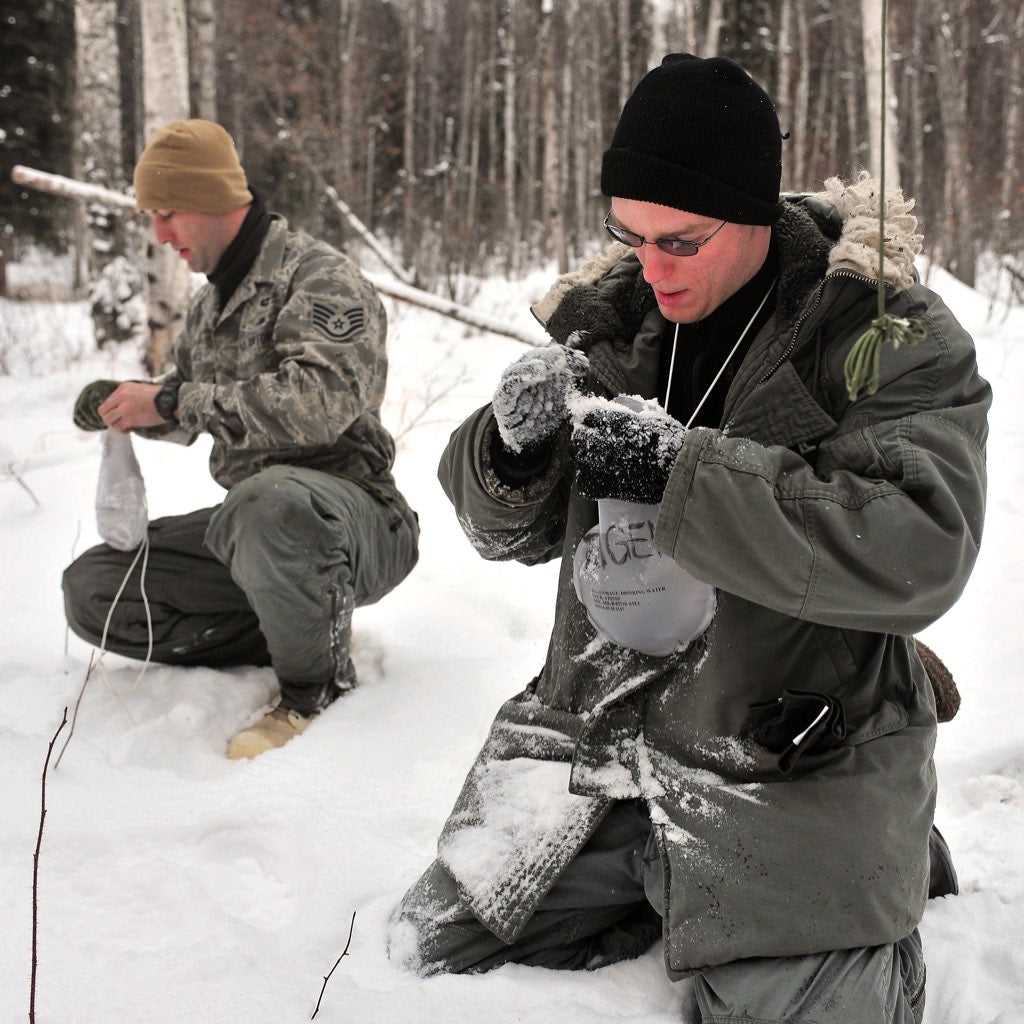 Unissued USAF N 3B Extreme Cold Weather Parka Americana Pipedream Apparel